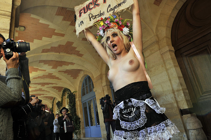 Femen_31102011_093CR.JPG